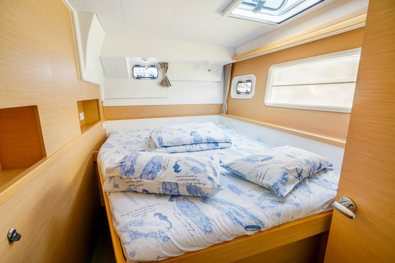 Aft cabin Lagoon 400S2 Second Wind